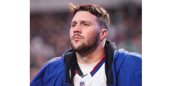 Buffalo Bills omstrukturerar quarterbacken Josh Allens kontrakt
